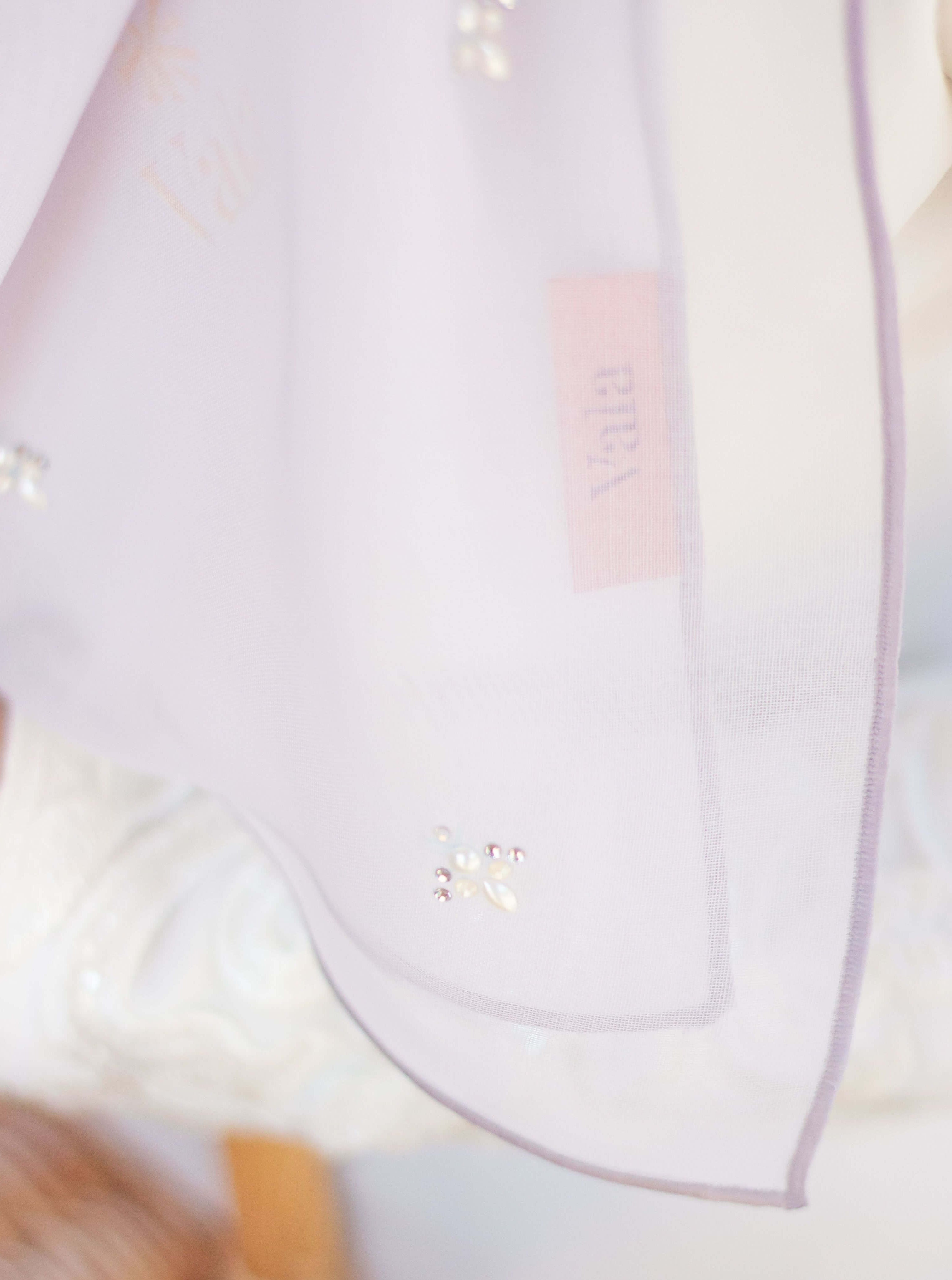 Bawal Kasih Abadi 1 V°10 in Glacier Grey