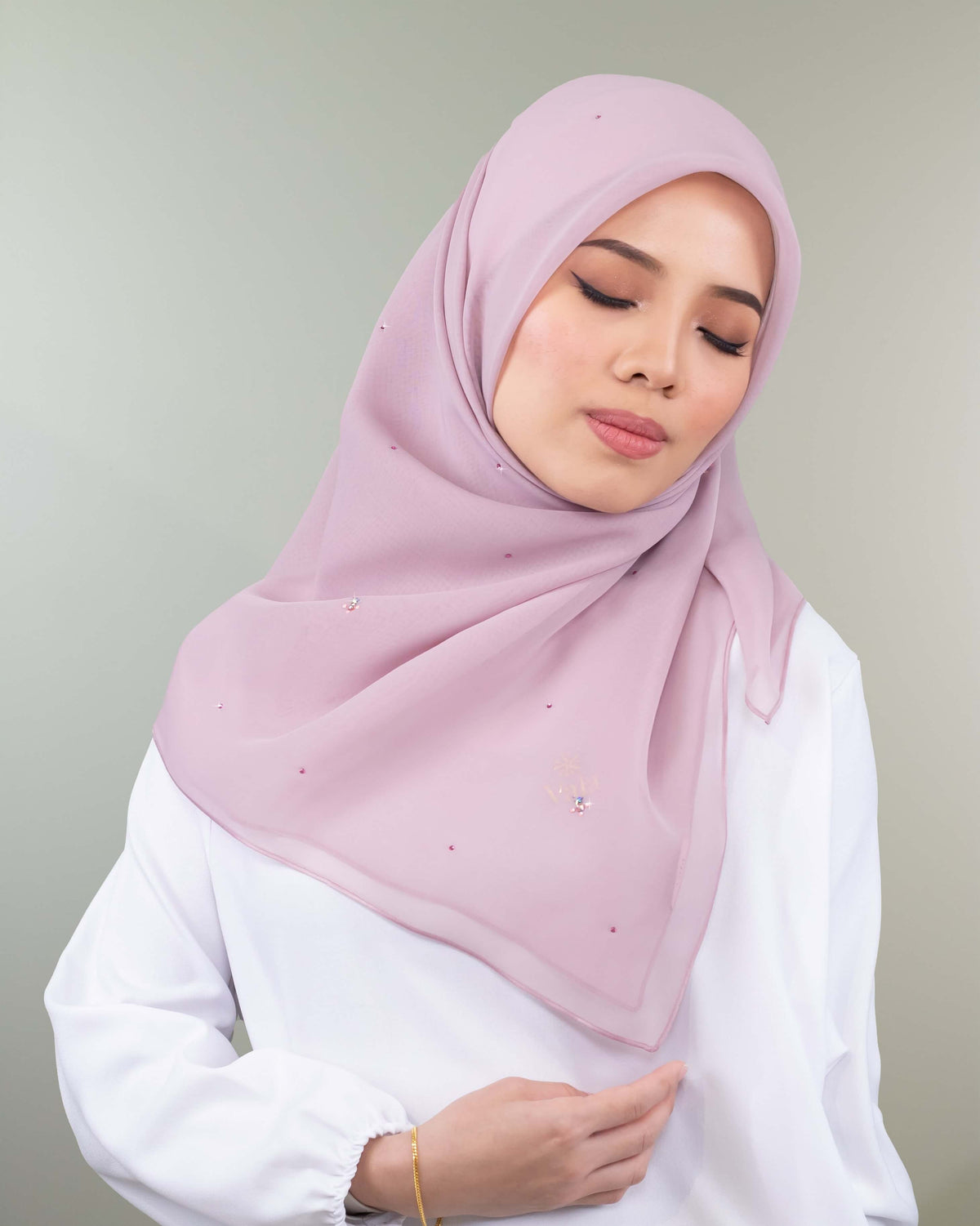 Bawal Enchantober 1 V°10 in Suave Mauve