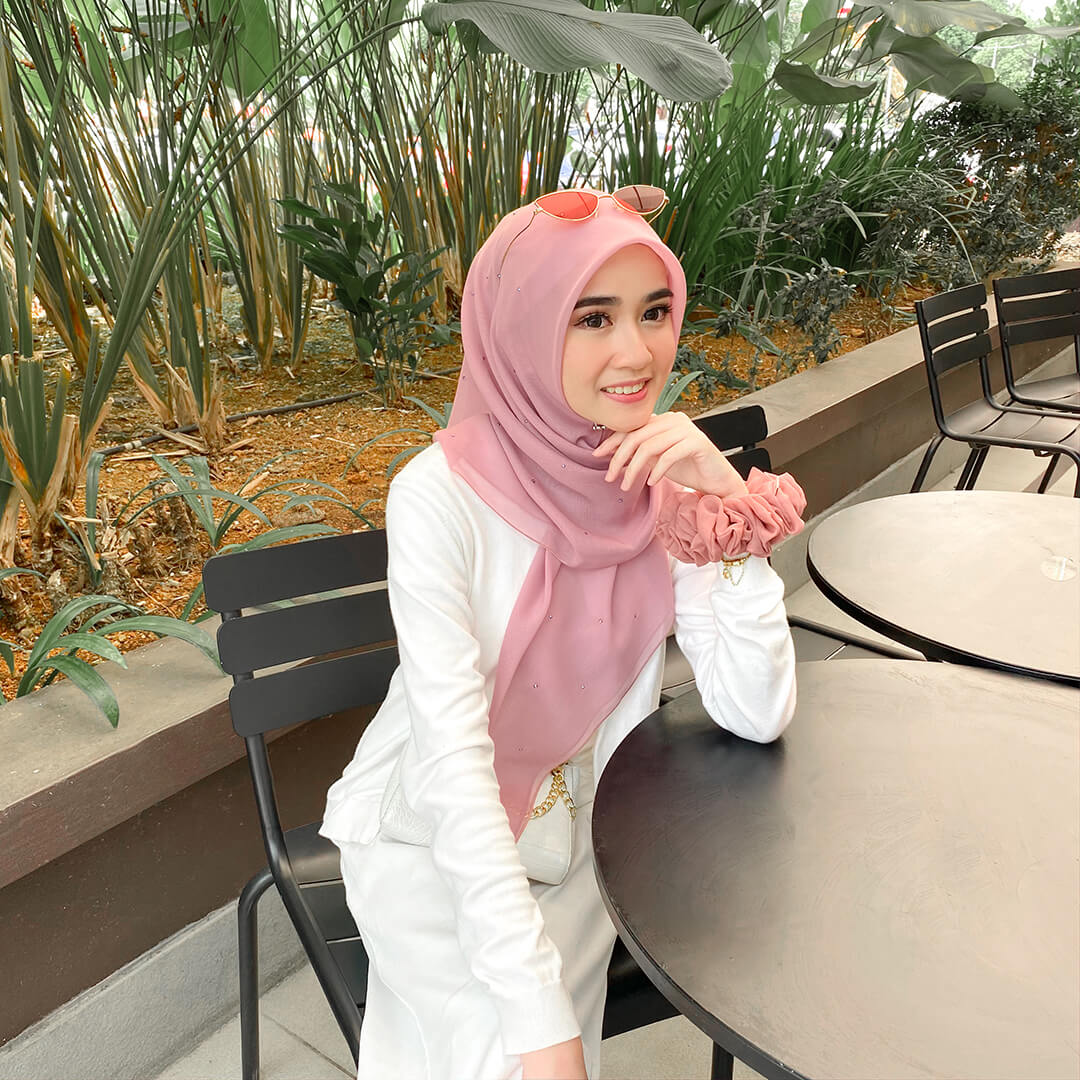 Bawal Tabur Tudung Bawal in Pink